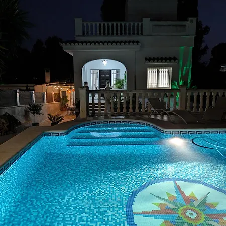 Independiente Con Piscina *
