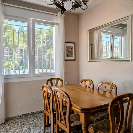 Independiente Con Piscina Ferienhaus