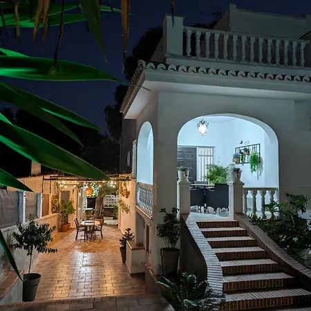 Independiente Con Piscina Ferienhaus